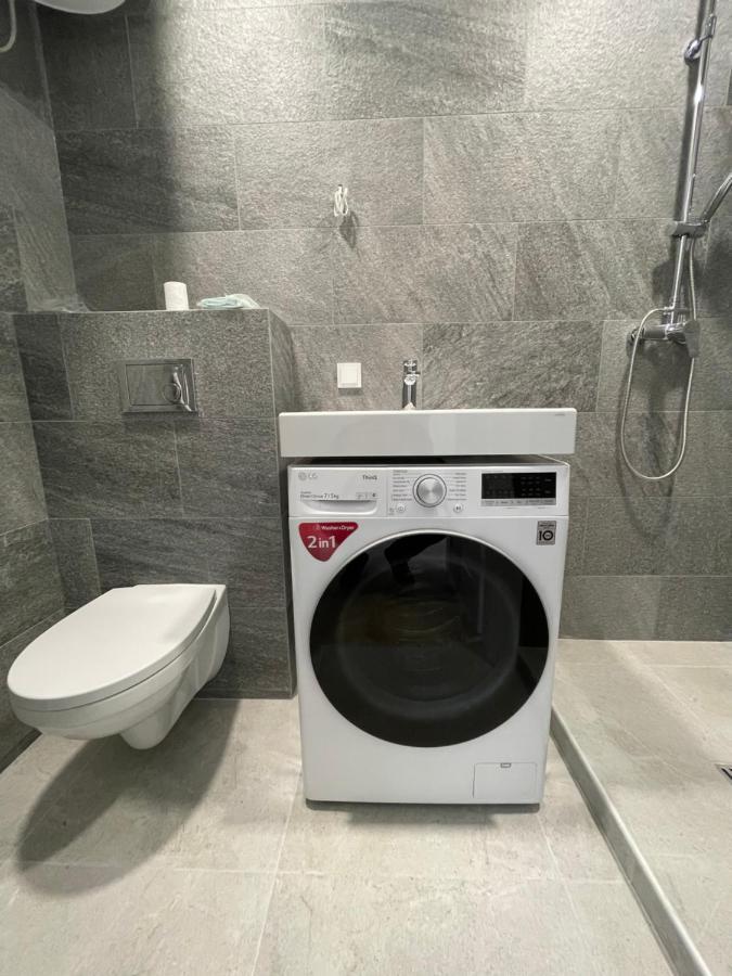 Airport Apartment 22 Self Check-In ヴィリニュス エクステリア 写真